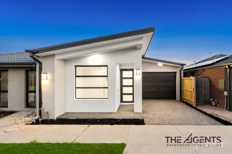 34 GALA AVE, WYNDHAM VALE, VIC 3024