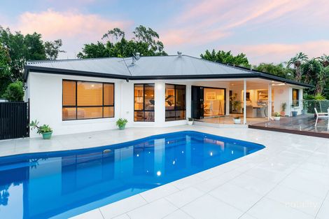 Property photo of 6 River Cove Place Helensvale QLD 4212