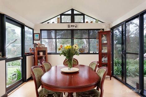 Property photo of 17 Tuffin Road Glen Forrest WA 6071