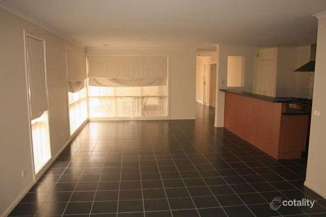 Property photo of 6 Bingin Place Craigieburn VIC 3064