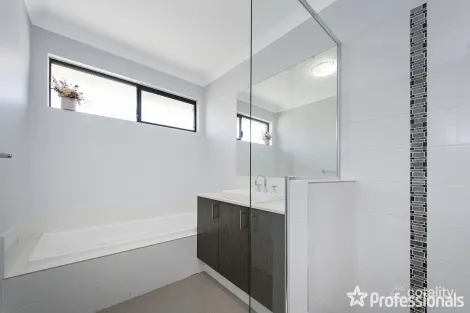 Property photo of 3 Jowett Lane Piara Waters WA 6112