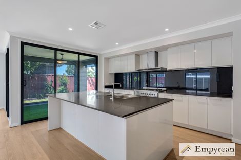 Property photo of 102 De Rossi Boulevard Wollert VIC 3750