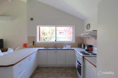 2/4 Seventh Ave, Sawtell, NSW 2452