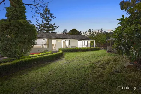 Property photo of 10 Waratah Avenue The Basin VIC 3154