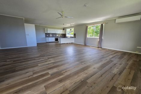 Property photo of 4 Ruby Street Flying Fish Point QLD 4860