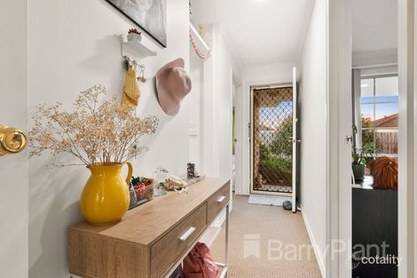 Property photo of 3/10 Basin Rise Highton VIC 3216