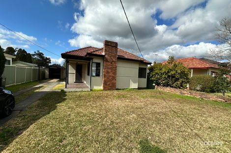 4 Kirrawee Ave, Kirrawee, NSW 2232