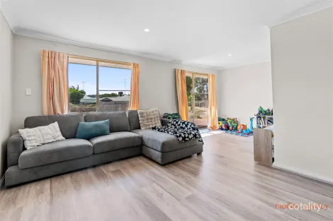 Property photo of 26 Casuarina Drive Halls Head WA 6210