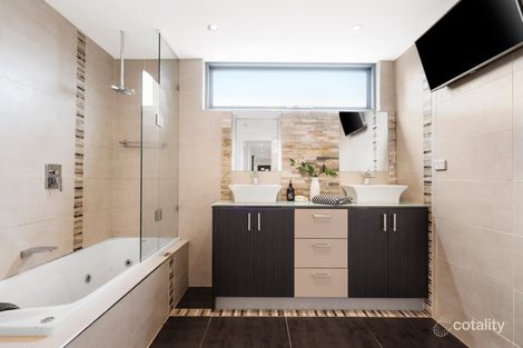 Property photo of 71 Orville Street Altona Meadows VIC 3028