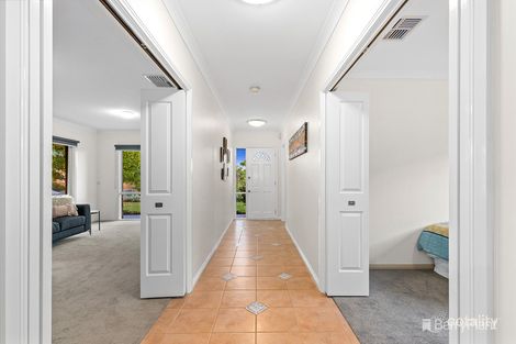 Property photo of 11 Kingsburgh Lane Lilydale VIC 3140