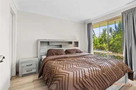 Property photo of 26 Casuarina Drive Halls Head WA 6210