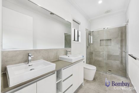 Property photo of 13 Gabbro Way Wollert VIC 3750