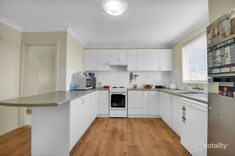 Property photo of 2 Norton Close Blayney NSW 2799