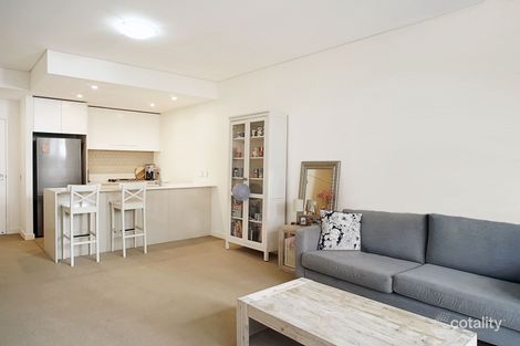 Property photo of 225/2 Half Street Wentworth Point NSW 2127
