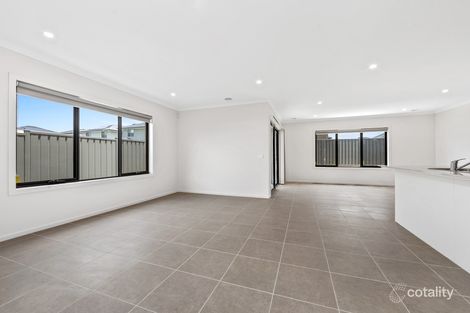 Property photo of 31 Bronze Street Tarneit VIC 3029
