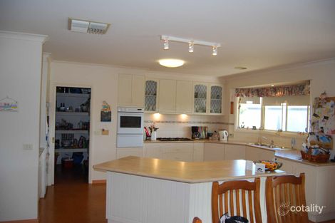 Property photo of 17 James Lillis Drive Yarrawonga VIC 3730