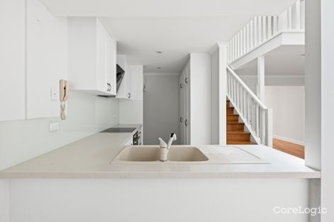 Property photo of 2/479 Elizabeth Street Melbourne VIC 3000