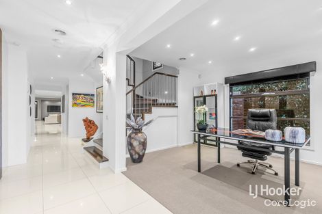 Property photo of 7 Feather Place Point Cook VIC 3030