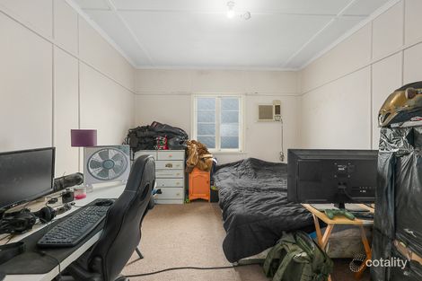 Property photo of 65 Brisbane Road Ebbw Vale QLD 4304