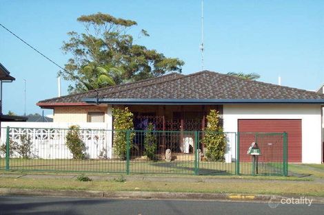 11 Ashbourne Tce, Biggera Waters, QLD 4216