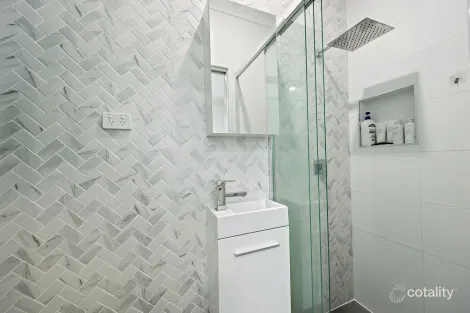 Property photo of 32 Conmurra Circuit Shortland NSW 2307