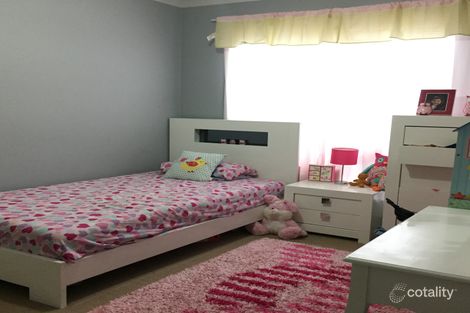 Property photo of 17 Bridlepath Drive Truganina VIC 3029