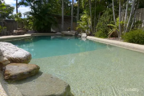 42 Jamieson St, Trinity Beach, QLD 4879