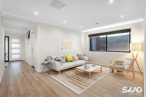 Property photo of 5 Foxley Crescent Mickleham VIC 3064