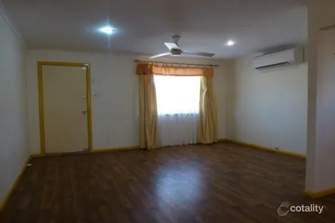 Property photo of 7 Kruger Close Millars Well WA 6714