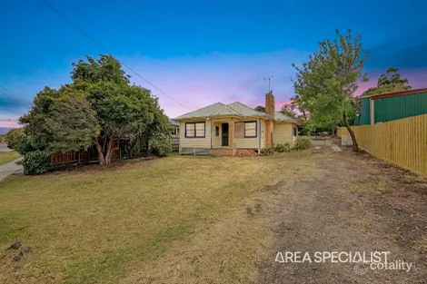 70 Railway Ave, Garfield, VIC 3814