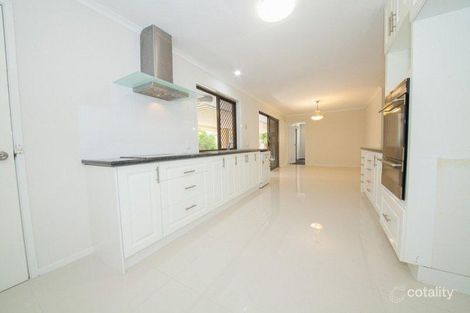 Property photo of 2 Leopard Street Raceview QLD 4305