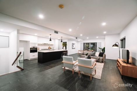 Property photo of 2/605 Fairfield Road Yeronga QLD 4104