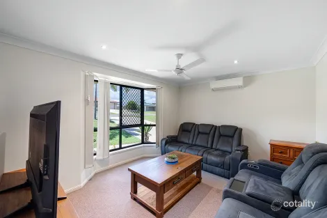 Property photo of 28 Col Brown Avenue Clinton QLD 4680