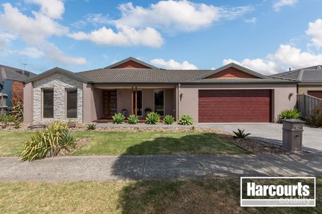Property photo of 17 Trevino Way Cranbourne North VIC 3977