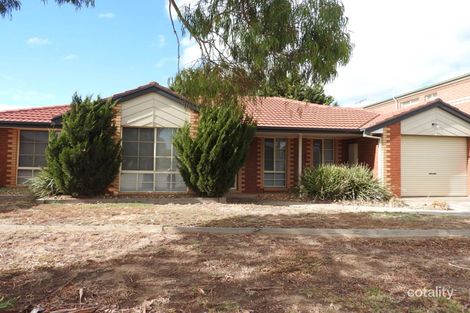 Property photo of 2/40 Chris Court Hillside VIC 3037
