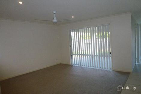Property photo of 2 Sackville Close Fitzgibbon QLD 4018