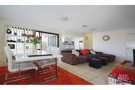 Property photo of 1/4 Emsworth Street Wynnum QLD 4178