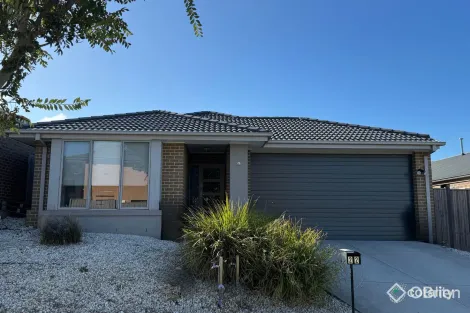 22 Manoora Ave, Clyde North, VIC 3978