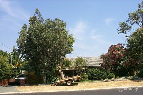 8 Gleddon Way, Hillarys, WA 6025