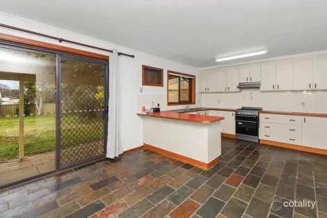 Property photo of 44 Pugsley Avenue Estella NSW 2650