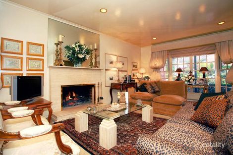 Property photo of 10 Warrick Grove Templestowe VIC 3106