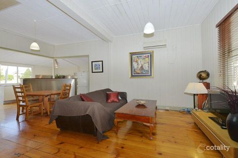 169 Juliette St, Greenslopes, QLD 4120