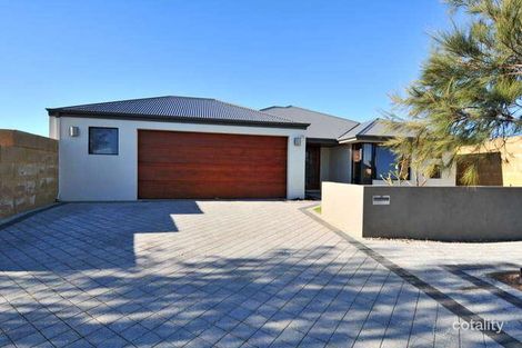 25 Frederick Way, Wannanup, WA 6210