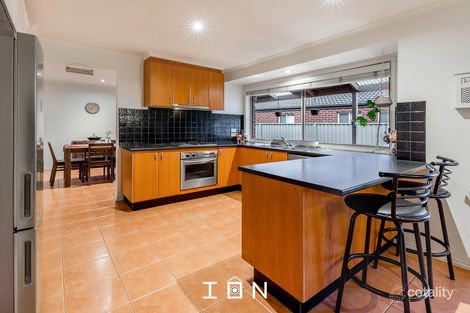 Property photo of 32 Scotsdale Drive Cranbourne East VIC 3977