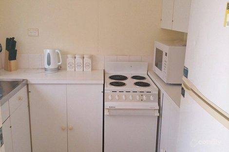 4/250 Stanhill Dr, Surfers Paradise, QLD 4217