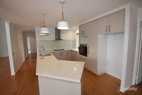 Property photo of 16 Shorehaven Drive Noosaville QLD 4566