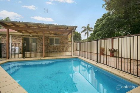 Property photo of 17 Ku-Ring-Gai Court Kuluin QLD 4558
