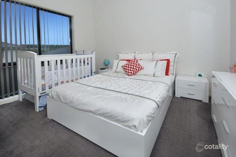 Property photo of 28 Tenyo Street Cameron Park NSW 2285