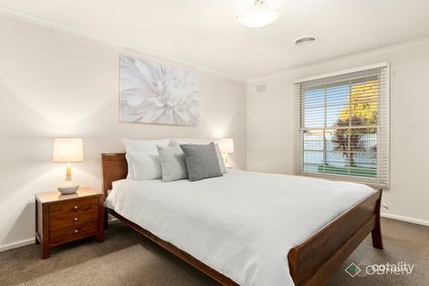 Property photo of 33 Downs Road Seaford VIC 3198