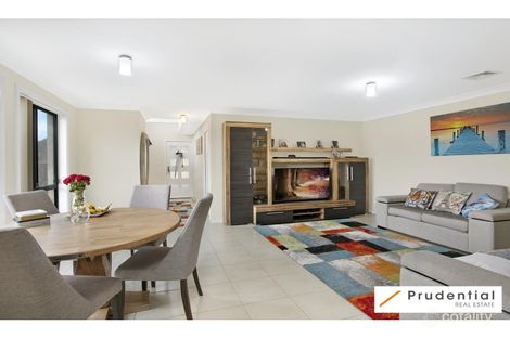 Property photo of 9B Maroubra Crescent Woodbine NSW 2560